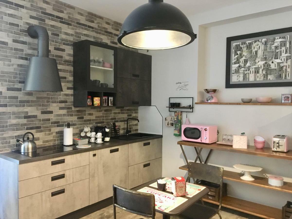 奥维多 Industrial Chic House - Private Parking酒店 外观 照片